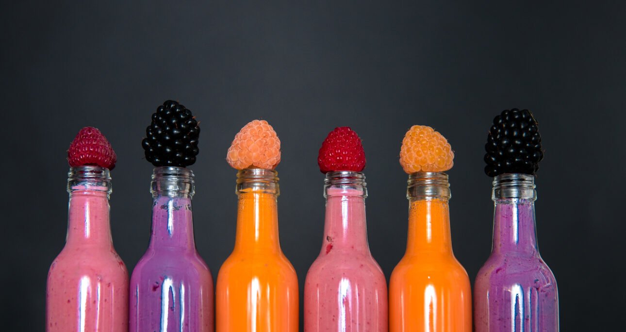 Industrial Fragrances vs. Natural Perfumes: Understanding the Difference